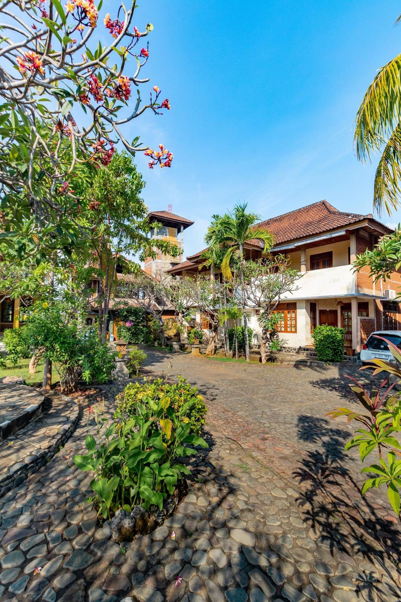 Vedanta Villa Lovina  Exterior photo